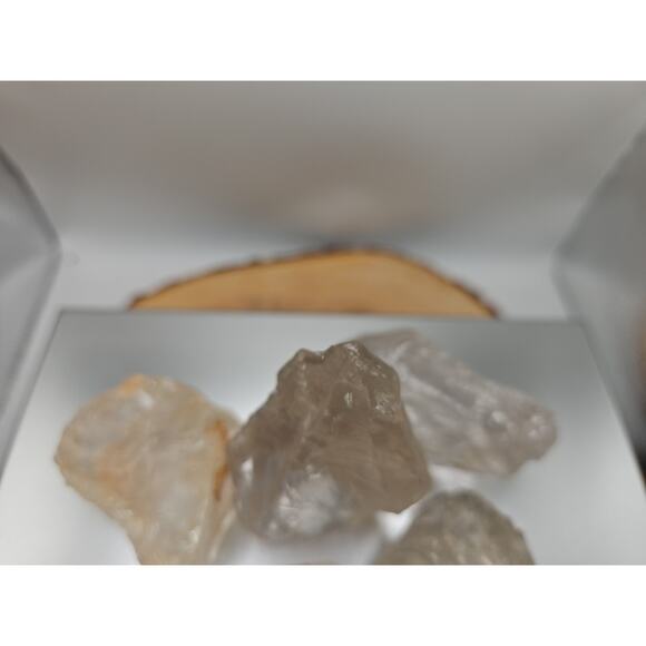 Quartz Crystal Clusters 1.48lbs 5pcs From Madagascar - Picture 5 of 14